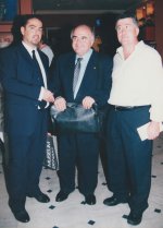 Λ. Αγγελόπουλος με τον π. Γ. Σταθόπουλο & τον κ. Γ. Παπαγεωργίου.jpg